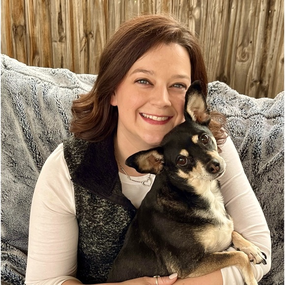 Meet your Posher, Michelle - Picture 1 of 1